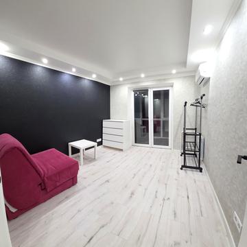 Івана Миколайчука вул. (Серафимовича), 17/2