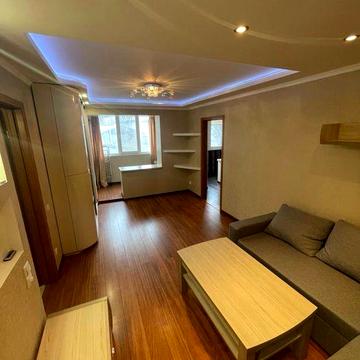 Сдам 3 ком кв ул.Желваковского