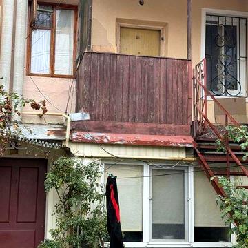 Продаю під капітальний ремонт