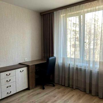 1-квартира на Якуба Колоса,1,метро Святошин-10 мин