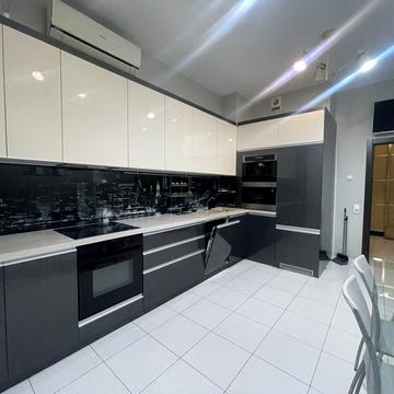 Генерала Шаповала вул. (Механізаторів), 2