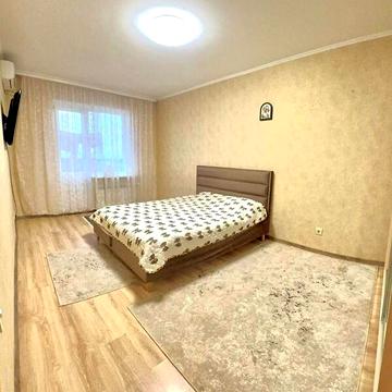 Продаж 3к Квартира Академіка Сахарова вулиця