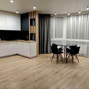 Продається квартира в центрі Черкас з панорамним видом на місто!