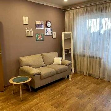 Продается 2 ком квартира , р-н БШ ,5/5