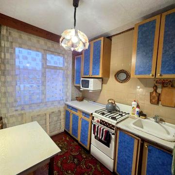 Аренда 1к.Кв. ж/м Красный камень 10