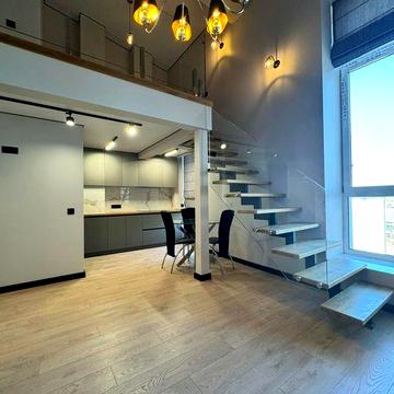 ЕКСКЛЮЗИВ! Дворівнева квартира з дизайнерським ремонтом 54 кв.м.