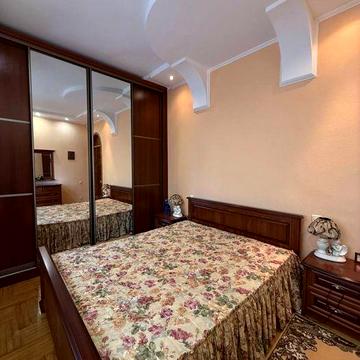 Центр 4х кімн. квартира біля Альтаки, площа 126м2, косметичний ремонт!