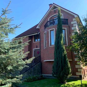 Ідеальний будинок в с.Зазим`я з басейном