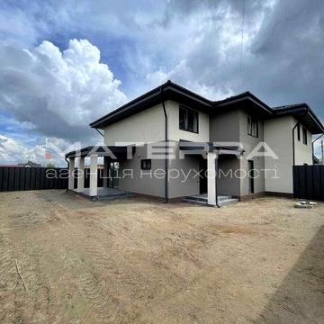 Продам дуплекс 130м2, під чистовий ремонт