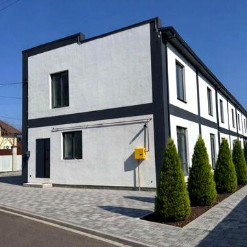 Кутовий Таунхаус з ремонтом в ТОП місці біля ЖК Софія Гніванське шосе