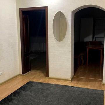 Довгострокова оренда 2к Квартира Коновальця Євгена вулиця