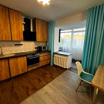 Оренда 2-кімнатної квартири в ж/м "Парус"