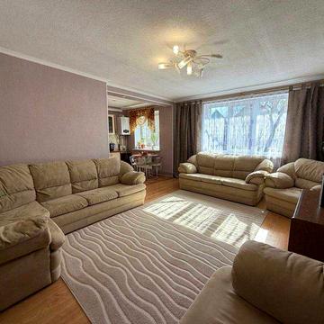 Продаж частини будинку, Гризодубова.