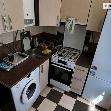 Довгострокова оренда 2к Квартира Хмельницького Богдана вулиця