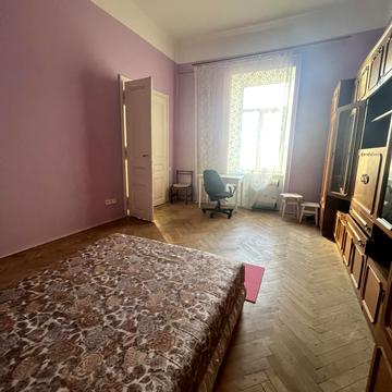 Миколи Гоголя вул., 14