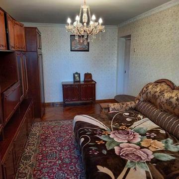 Здам 2х кімнатну квартиру в центрі по вулиці Хлібна