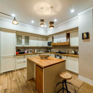 Спаська вул., 5