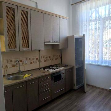 Довгострокова оренда 1к Квартира Мазепи вулиця