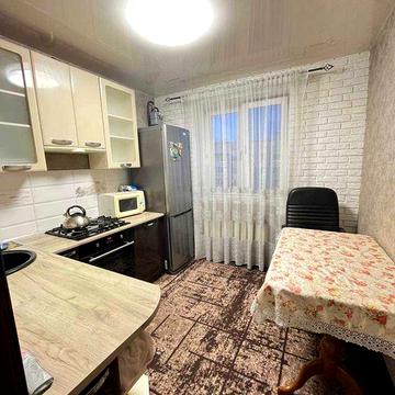 Сдам длительно однокомнатную квартиру на Пос.Котовского.