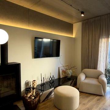 Оренда котеджу в Зубрі