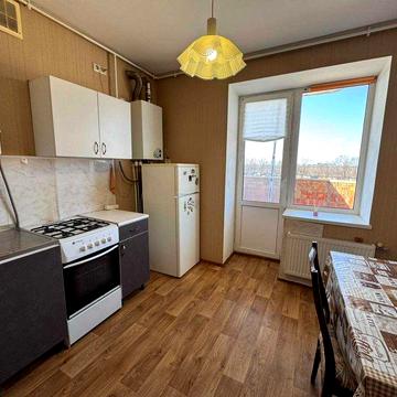 Готова для проживання! 1-кімнатна квартира з меблями і технікою