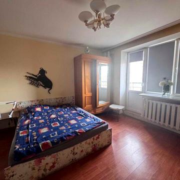 Продам 4 ком,  кирпичный дом. ул Ильфа и Петрова