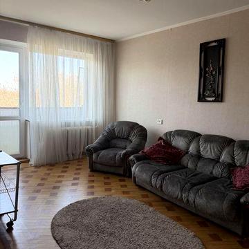 Двухкомнатная квартира напротив парка М.Твена