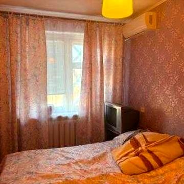 Продам 2 ком.кв. пер. Крушельницкой 7.Левобеоежный 2.