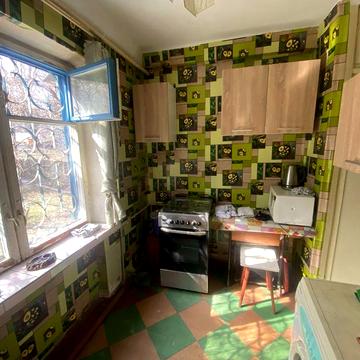 Продаётся 2х-комнатная на втором этаже, Автономное Отопление ЖК Зоря