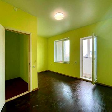 Двухэтажный таунхаус с ремонтом на Таирово