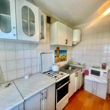 2-х кімн. Центр. Меблі.Техніка.Посуд. Можна на короткий термін.