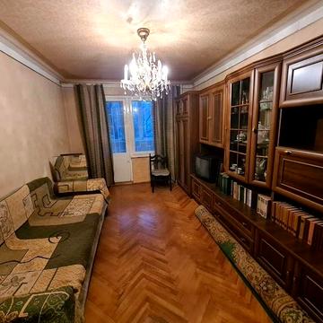 Миропільська вул., 3