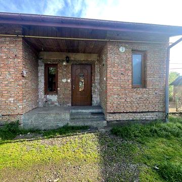 Продаж 4к Дім вулиця Стефаника