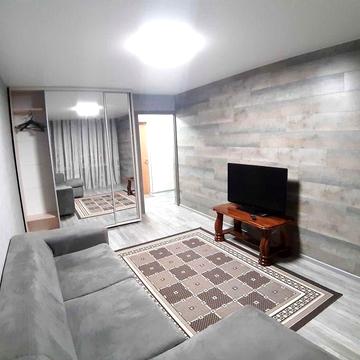 Супер!Сдается М.Оболонь, 1 дом.КЛАССНАЯ 1-ая квартира.Оболонская пл.1