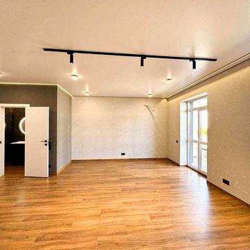 Таунхаус зі Стильним Ремонтом!