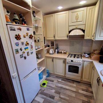 Оренда трьохкімнатна центр вул. Соборна