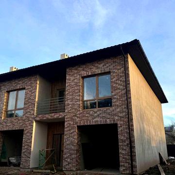 Сучасний таунхаус на вул. Коновальця - всього 10 хвилин до центру!