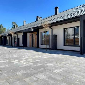 Продам Таун в Центрі Буча з Максимальним Наповненням. До Авеніра 5 хв.