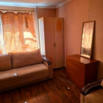 Затишна квартира в центрі на Золотій