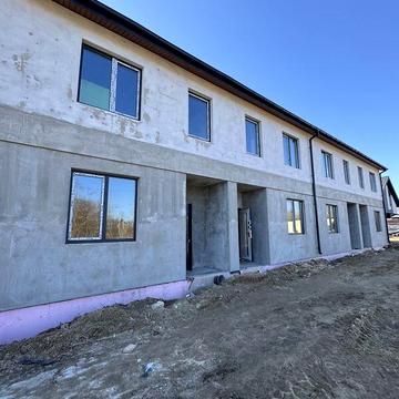 Продаж 3к Дім Молодіжна вулиця