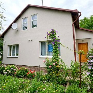 Продаж будинку, земельна ділянка 0.9 сотих  м. Львів