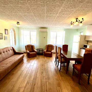 Трикімнатна в самому центрі