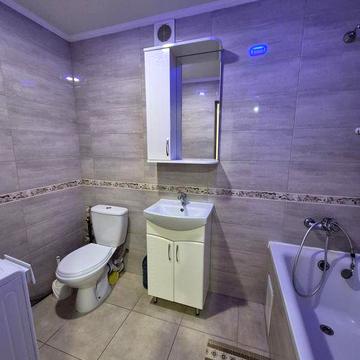 Оренда двокімнатної квартири вул. Туристів