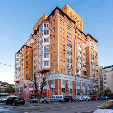 Почайнинська вул., 70