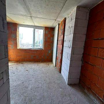 продаж 1 кім квартири поруч з парком