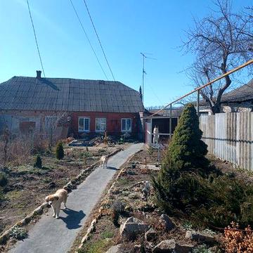 Продам 1/2 дома пос. Буды