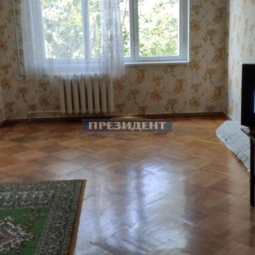 Варненська вул., 20