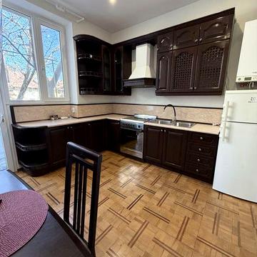 Оренда квартири вул.Рутковича (Паркова) польське консульство