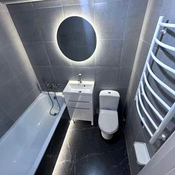 В продаже 2 ком .квартира .Район 9 гор.больницы