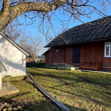 Продається деревʼяний будинок